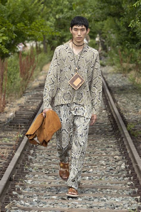 Etro Menswear Fashion Show Collection Spring Summer 2022 Presented