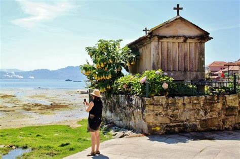 Qué ver y hacer en Combarro pueblo con hórreos y cruceiros en Galicia