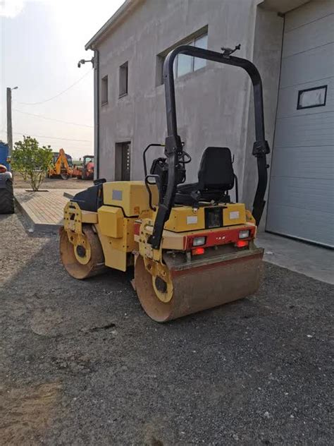 Cilindru Compactor Terasier Inchirieri Utilaje Vanzari Utilaje Polram