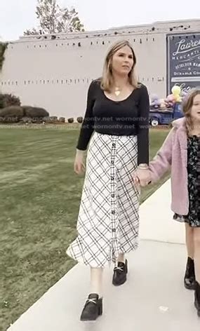 WornOnTV Jennas White Plaid Skirt On Today Jenna Bush Hager