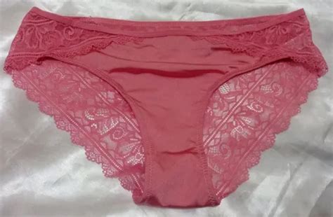 Pantaleta Bikini Satinada Brillosa Encaje Suave Rosa Fresita Meses Sin Inter S