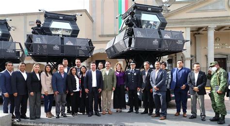 Miguel Ángel Ramírez entrega patrullas y torres de vigilancia para