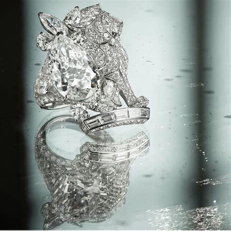 Lion diamond secret ring by Chanel | Chanel | The Jewellery Editor