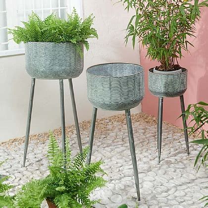 Garden Planters | Garden Ornaments | Bird Feeders Culture Vulture