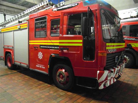 North Wales Fire And Rescue Volvo Fl Saxon Supercharge Flickr