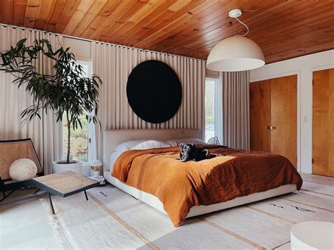 31 Best Orange Bedroom Ideas