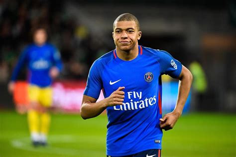 Foot PSG PSG Coup de tonnerre pour Mbappé au PSG Foot 01