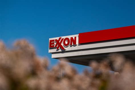 Exxon Xom Considers Pre Empting Chevron Cvx Hess Hes Guyana Deal