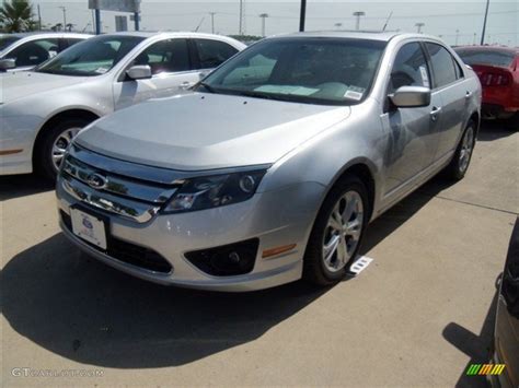 2012 Ingot Silver Metallic Ford Fusion Se 67429451