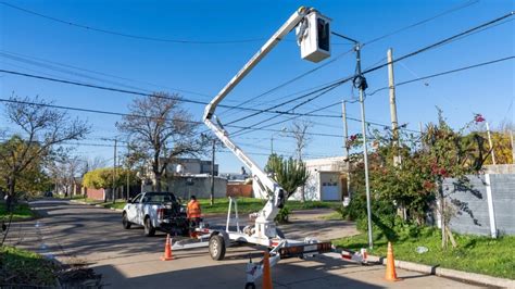 La Municipalidad Contin A Instalando Nueva Iluminaci N En Barrios Y