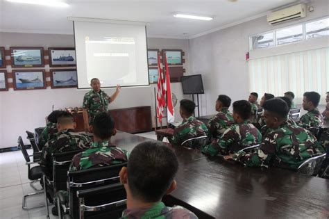 Tingkatkan Kemampuan Prajurit Satfib Koarmada Ii Gelar Latihan Pandu