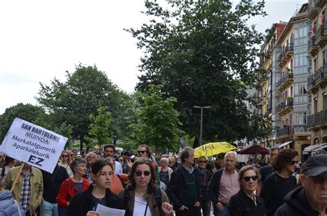 Donostia Defendatuz Manifestazioa Irutxuloko Hitza Flickr