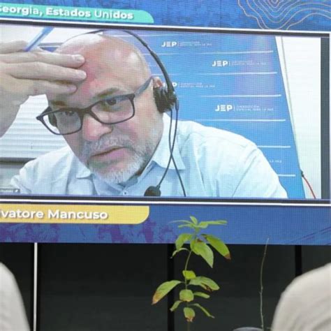 Humoristas De Fuck News Ofrecieron Pagar La Multa De Una Veedora Sancionada Por Compartir Meme