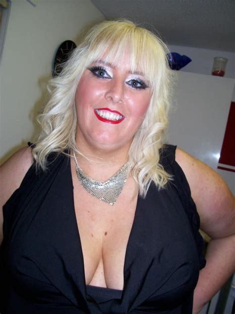 Sexy Blonde Shows Off Her Big Luscious Breasts And Pretty Pussy