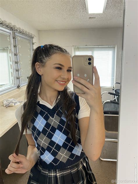 Lizjordanxxx Nude OnlyFans Leaks Fappening FappeningBook