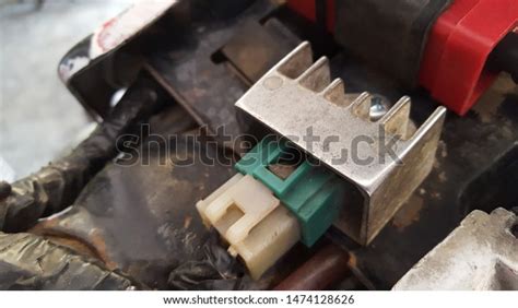 16 Capacitor Discharge Tool Royalty-Free Images, Stock Photos & Pictures | Shutterstock