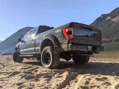 2021 F150 Lariat Powerboost Bds 4 Inch Lift 18x9 Fuel Wheels On 35s