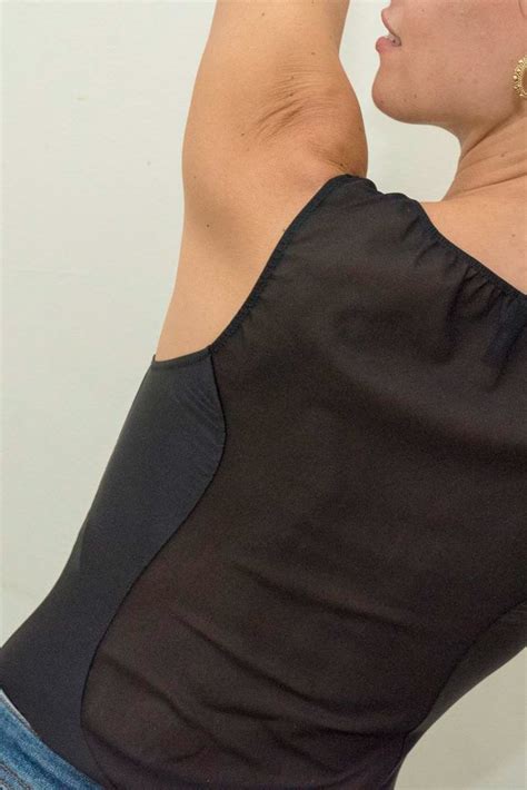 Lingerie Sensuale E Festeggiamenti In Eleganza
