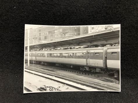 【やや傷や汚れあり】【昔の鉄道写真】b77 3 新宿駅 5m モハ181モハ180 昭491010 国鉄の落札情報詳細 ヤフオク落札