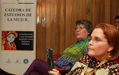 Desarrollan foro sobre los 69 años de la conquista del voto femenino en