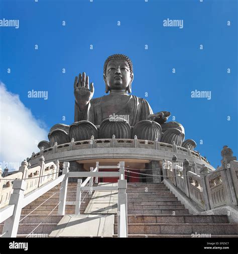 Tian Tan Buddha, Hong Kong Stock Photo - Alamy