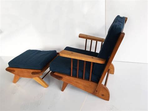 set   fred ward patterncraft armchairs  matching footstools