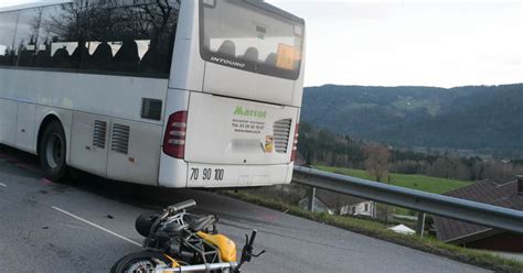 Vosges Collision Mortelle Entre Un Bus Et Une Moto Basse Sur Le Rupt