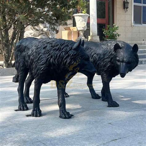 A Pair Of Outdoor Life Size Wolf Statues For Sale