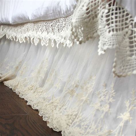 White Ivory Shabby Ruffle Embroidery Scalloped Lace Bridal Bed Skirt