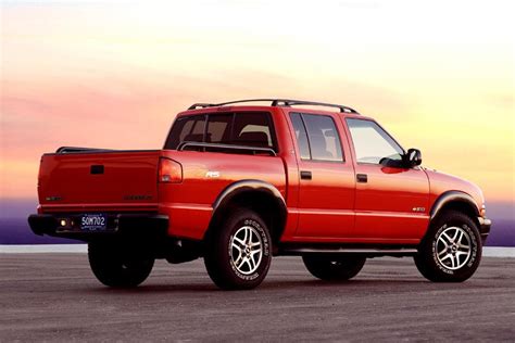 2004 Chevrolet S 10 Specs Price Mpg And Reviews