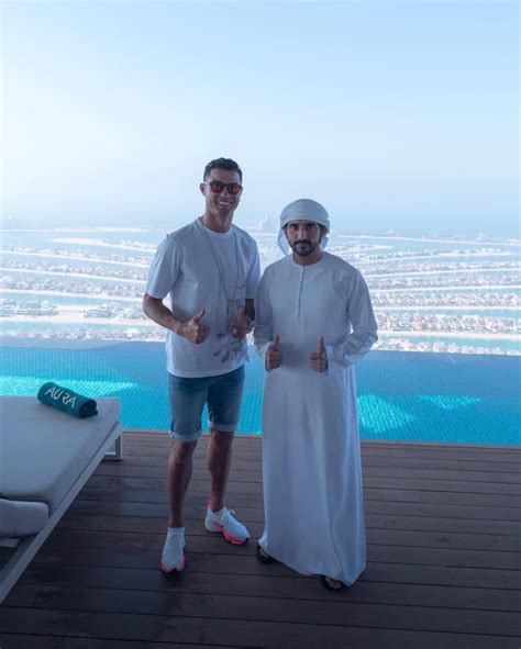 Anyone know what shoes is Ronaldo wearing? : r/Nike