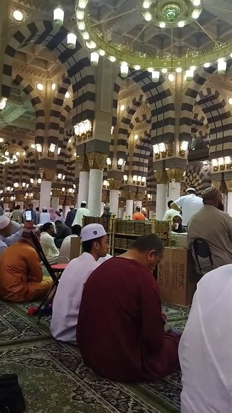 Call To Prayer At The Prophet S Mosque In Medina Stock Video Video Of