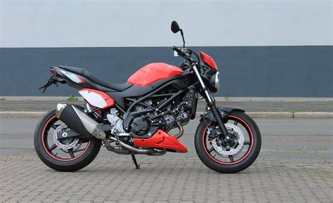 Details zum Custom Bike Suzuki SV 650 des Händlers Triumph Erfurt