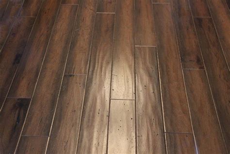 Engineered Hardwood Vs Laminate Flooring