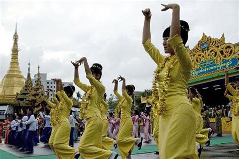 Myanmar Water Festival (Thingyan)