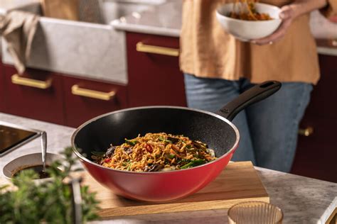 Recipe for a delicious Vegetarian Bami Goreng | ZWILLING.COM