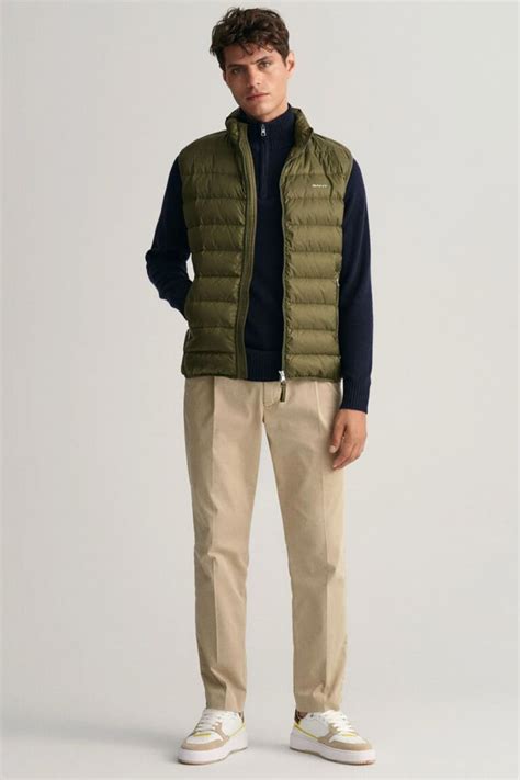 Puffer Vest Outfits For Men Easy Ways To Style A Gilet