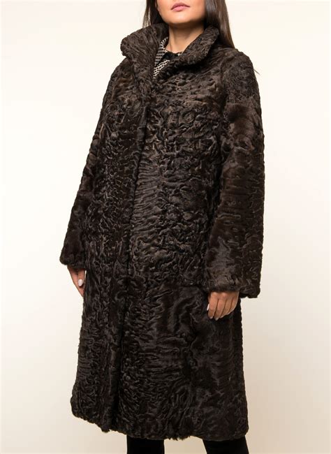 Шуба Из Искусственного Каракуля Фото — Mixyfotos.ru