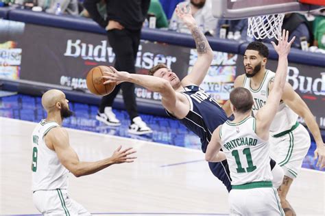 Boston Contra Dallas La Dinast A Verde Ante El Sue O De Doncic El