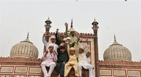 Eid Ul Fitr The Festival Of Eid Is Being Celebrated Across The Country Photos देशभर में ईद