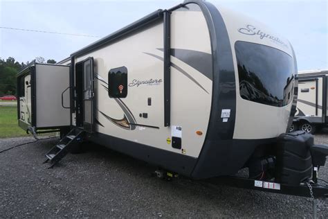 New 2020 Rockwood Signature 8332bsc Overview Berryland Campers