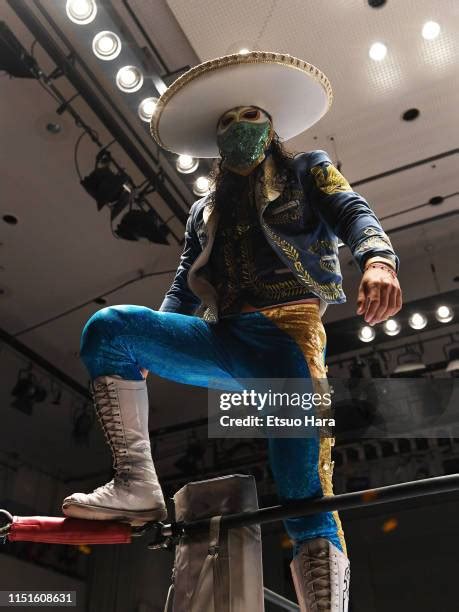 Bandido (Wrestler) Photos and Premium High Res Pictures - Getty Images