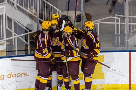 Minnesota Hockey Gophers Have Lots Of Questions As We Enter 2022 The