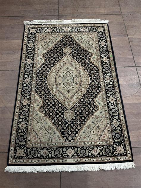 Lot 72in Traditional Persian Medallion Wool Area Rug