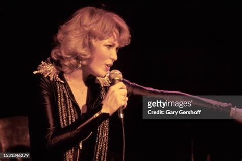 3318 Tanya Tucker Photos And High Res Pictures Getty Images