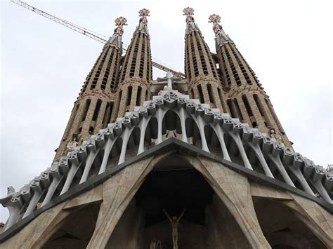 Šíp Katedrála Sagrada Família a park Güell v Barceloně