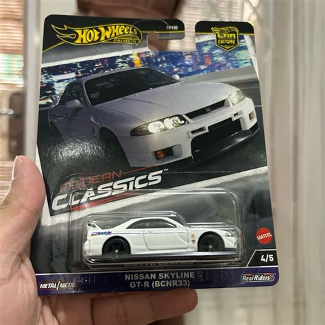 Jual Hot Wheels Premium Modern Classics Nissan Skyline GT R BCNR33 Putih White Greddy Car