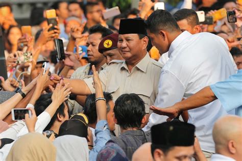 Joko Widodo Is Likely To Win Indonesias Election But Prabowo Subianto