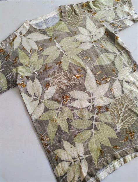 Ecoprinting On Cotton T Shirt Eco Dyeing Fabric Eco Printing