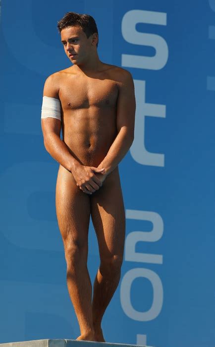 Tom Daley Hot Athletes Body Bare Ass Naked Male Celebrities